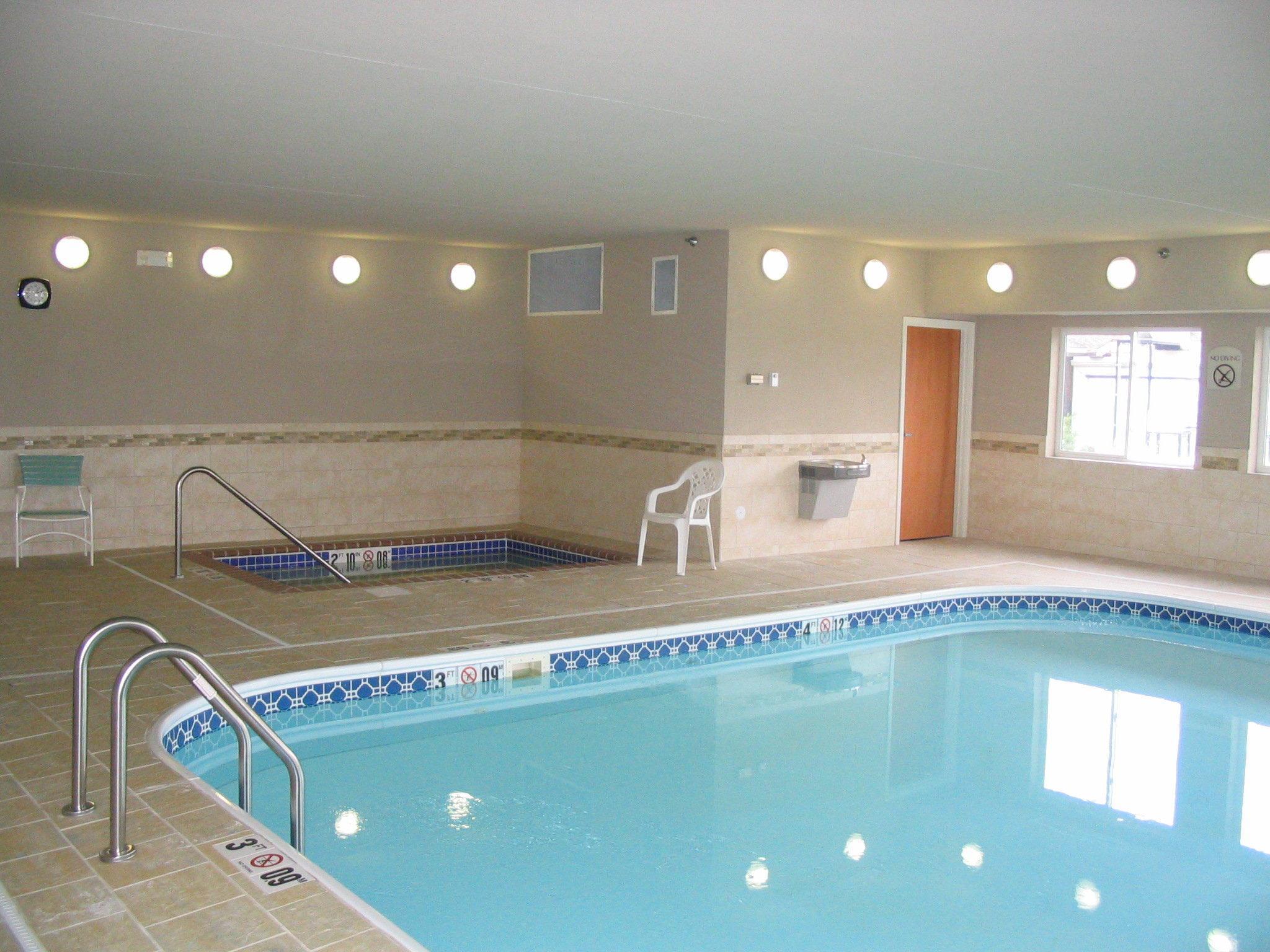 Holiday Inn Express Jamestown By Ihg Удобства фото